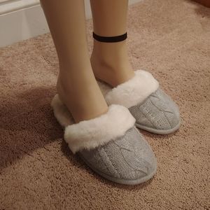 Furry cozzy house shoes/slippers